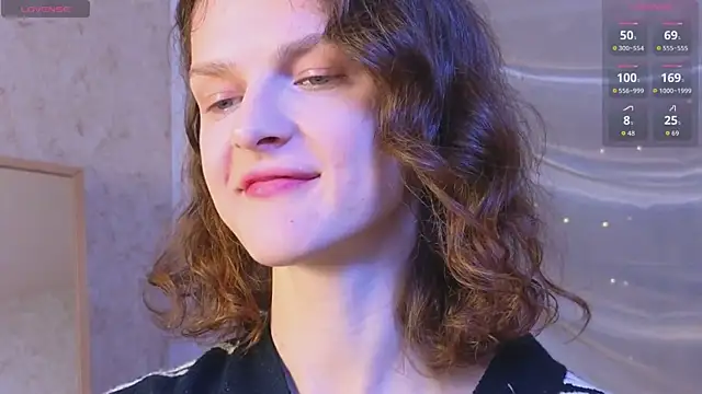 Snapshot of Soo_dreamy chatting on March 12, 2026, 1:33 am Soo dreamy online show from March 12, 2026, 1:33 am