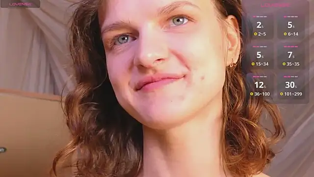 Snapshot of Soo_dreamy chatting on March 16, 2026, 5:44 am Soo dreamy online show from March 16, 2026, 5:44 am