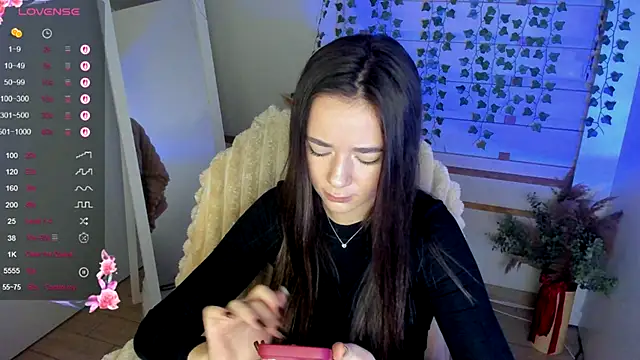 Bella XO online show from September 25, 2025, 6:52 am