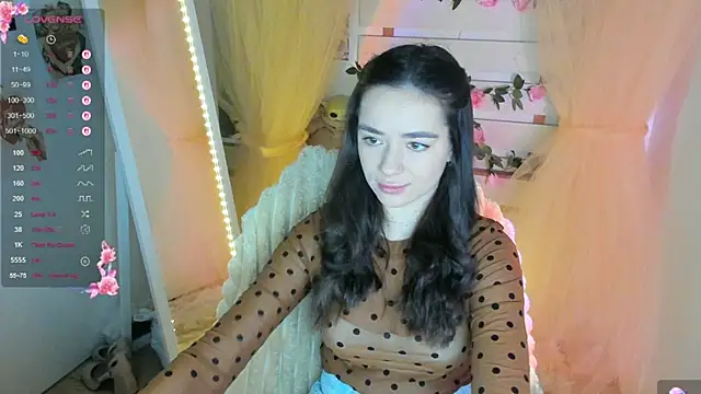 Bella XO online show from April 24, 2026, 6:37 am