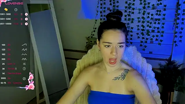 Bella XO online show from September 20, 2025, 6:29 am