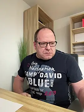 coupleLatinaLovers online show from February 11, 2025, 10:47 am