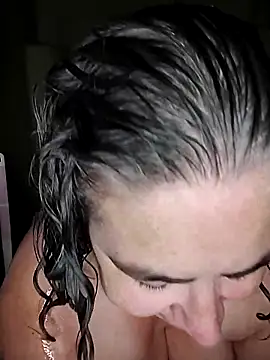 GraceHenderson online show from October 4, 2025, 4:36 am