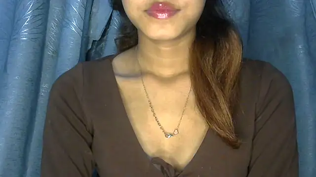 jassi-just18 online show from February 5, 2025, 4:03 pm