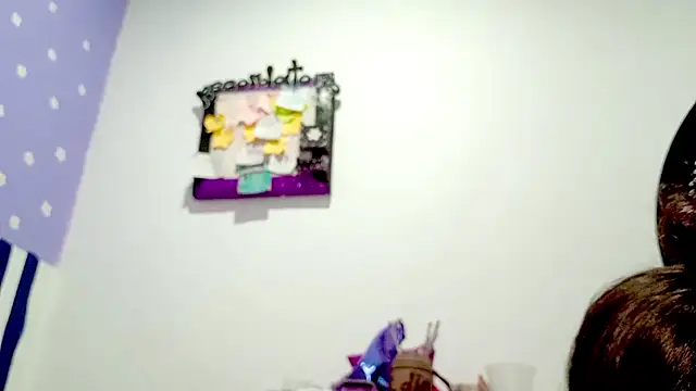 PetiteIvoryQueen19 online show from February 28, 2026, 3:28 am