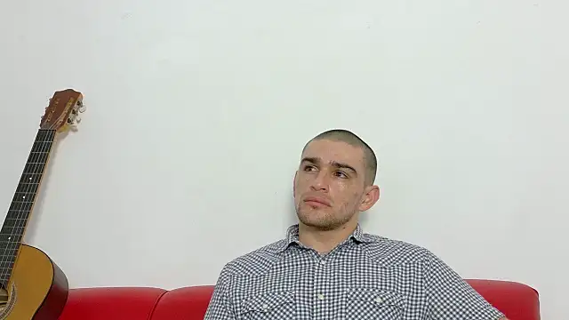 Sexy Alejandro  online show from October 2, 2025, 12:30 pm