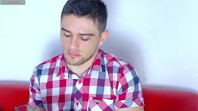 Sexy Alejandro  online show from March 19, 2026, 11:54 am