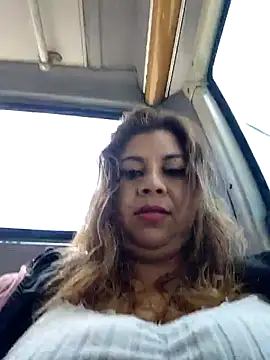 Laura-Hernandez online show from June 23, 2026, 4:05 pm