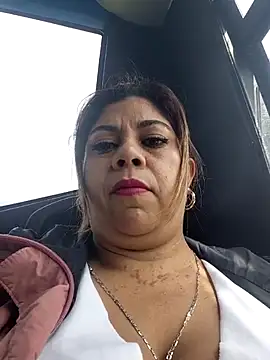 Laura-Hernandez online show from March 21, 2026, 2:10 pm