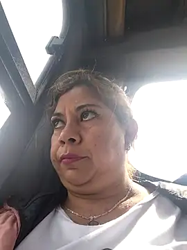 Laura-Hernandez online show from July 22, 2026, 3:03 pm