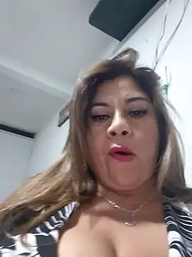 Laura-Hernandez online show from July 23, 2026, 5:16 am