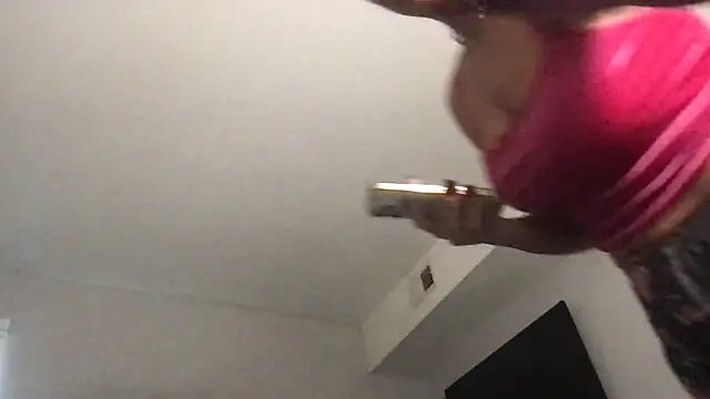 bigb00tyjudyyX online show from September 27, 2025, 3:40 pm