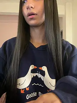 aly golden  online show from December 21, 2024, 10:50 am