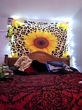 Snapshot of GoddessNikolia chatting on October 14, 2025, 2:45 am GoddessNikolia online show from October 14, 2025, 2:45 am