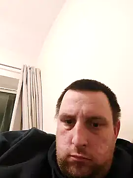 HE-M123 online show from December 18, 2024, 7:30 pm