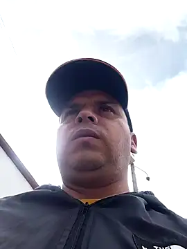 Camilo-31RI online show from July 18, 2026, 2:58 pm