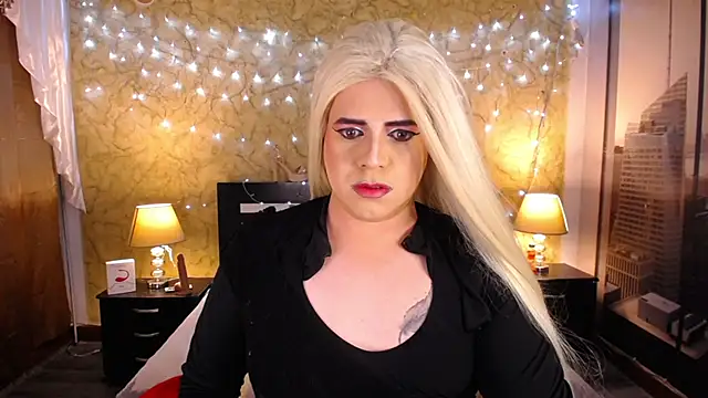 Snapshot of foxxibitchlatina_exotic chatting on December 11, 2024, 8:07 pm foxxibitchlatina exotic online show from December 11, 2024, 8:07 pm