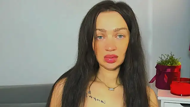 Snapshot of OliviaFantasy chatting on March 20, 2026, 11:44 am OliviaFantasy online show from March 20, 2026, 11:44 am