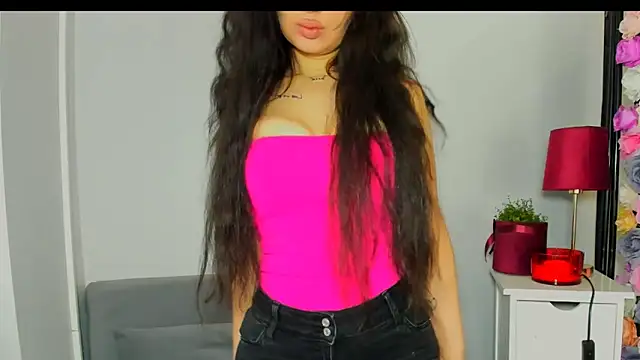 Snapshot of OliviaFantasy chatting on February 16, 2026, 8:24 am OliviaFantasy online show from February 16, 2026, 8:24 am