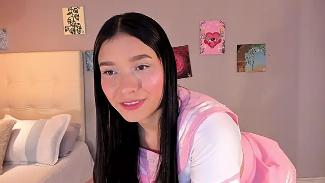Maia W10 online show from May 1, 2026, 12:21 pm