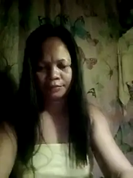 880HOT online show from June 24, 2026, 8:17 pm