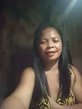 880HOT online show from July 14, 2026, 4:13 pm