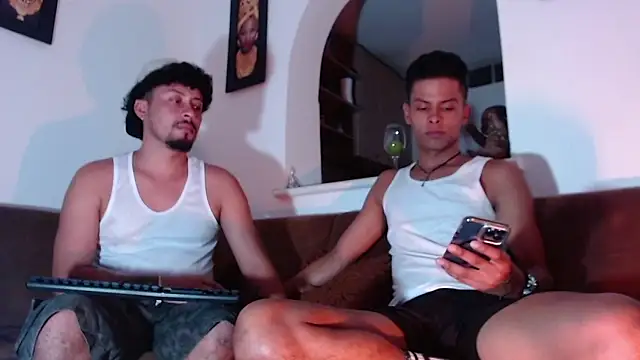 enjoy vibes online show from November 13, 2025, 9:19 pm