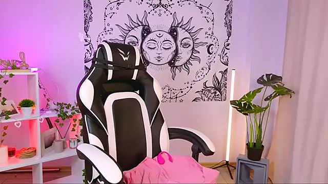 MelissaLovvv online show from March 19, 2025, 6:46 am