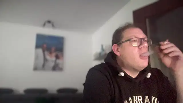 Zauberlehrling666 online show from December 18, 2024, 10:30 am