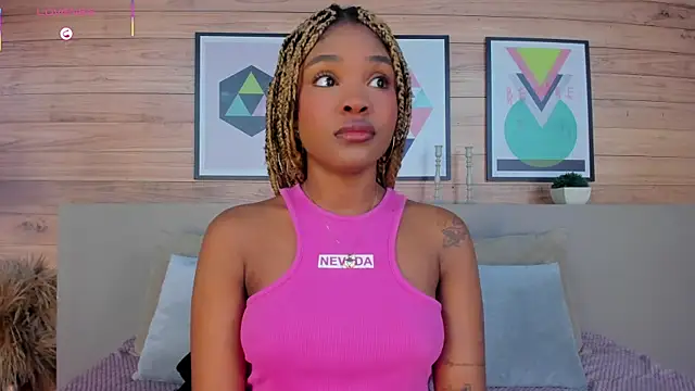 Snapshot of AriaFoster chatting on February 22, 2026, 4:37 am AriaFoster online show from February 22, 2026, 4:37 am