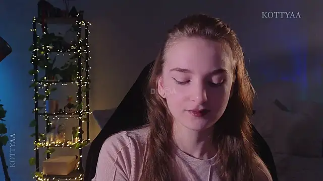 Snapshot of -Kottyaa- chatting on September 28, 2025, 7:21 pm -Kottyaa- online show from September 28, 2025, 7:21 pm