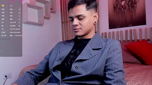 Myk3xx online show from December 17, 2024, 12:11 pm