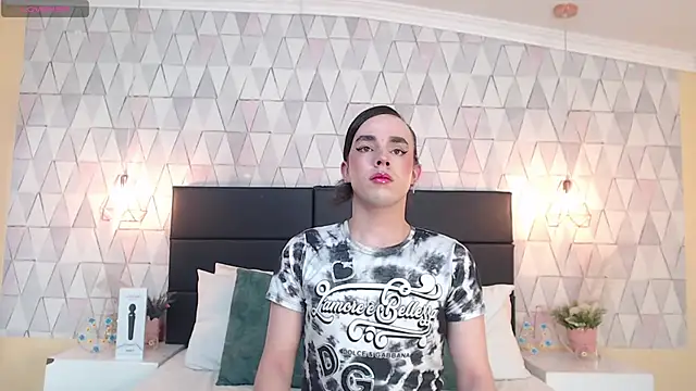 JustinePerry online show from September 15, 2025, 3:18 am