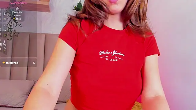 Snapshot of franchescamm chatting on March 5, 2025, 1:21 am franchescamm online show from March 5, 2025, 1:21 am