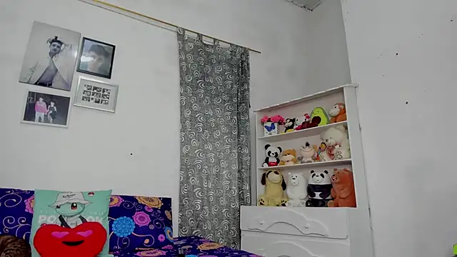 Snapshot of megan_100 chatting on February 16, 2026, 4:49 pm megan 100 online show from February 16, 2026, 4:49 pm