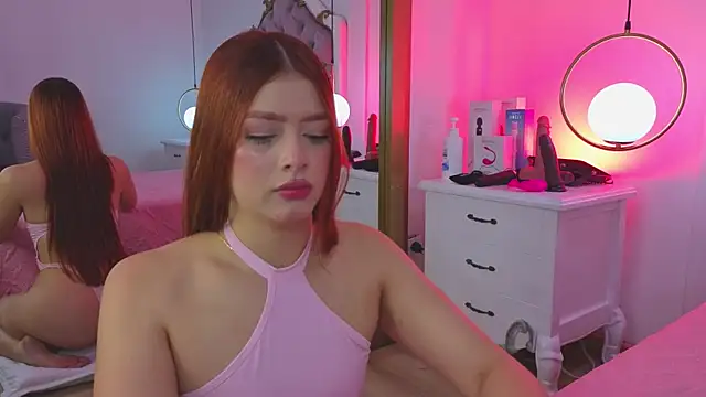  ambar Adamss online show from November 3, 2025, 11:25 am