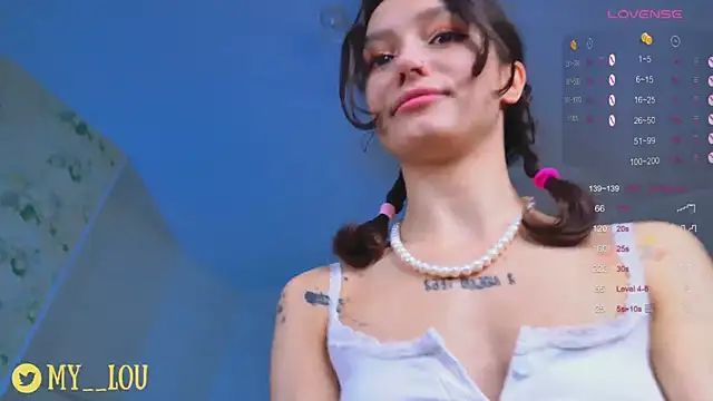 MyLou  online show from October 4, 2025, 3:13 pm