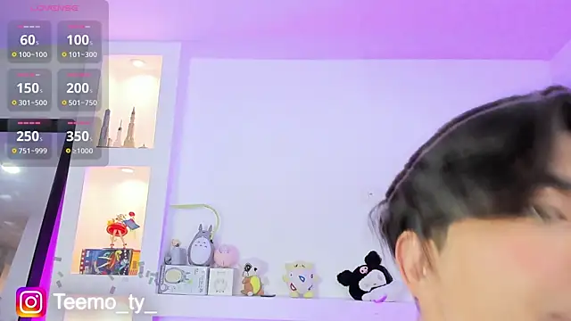 teemotwink online show from March 21, 2025, 9:34 pm