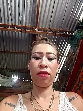 Snapshot of samy-blonde chatting on March 5, 2026, 3:19 pm samy-blonde online show from March 5, 2026, 3:19 pm