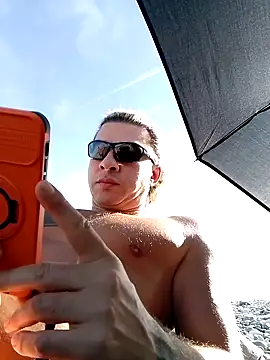 Snapshot of Lovely_milk chatting on November 20, 2025, 9:54 am Lovely milk online show from November 20, 2025, 9:54 am