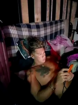 Snapshot of Lovely_milk chatting on November 18, 2025, 8:23 pm Lovely milk online show from November 18, 2025, 8:23 pm