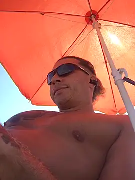 Snapshot of Lovely_milk chatting on September 11, 2025, 7:41 am Lovely milk online show from September 11, 2025, 7:41 am