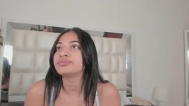 Alhana pulido online show from October 9, 2025, 2:06 pm