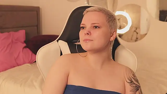 LikaBerry1 online show from March 8, 2026, 2:42 pm