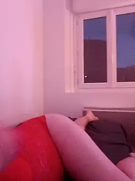 Snapshot of Lursia chatting on September 12, 2025, 4:45 am Lursia online show from September 12, 2025, 4:45 am