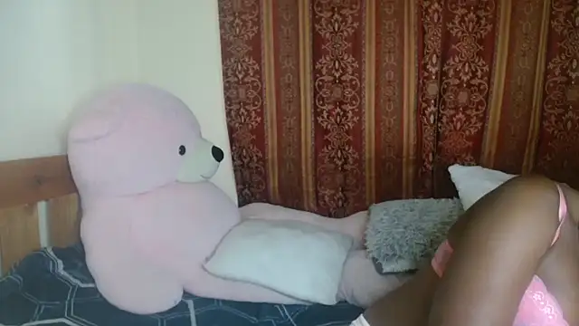 Sexxy prity25 online show from September 24, 2025, 4:41 am