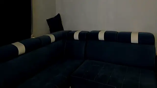 MiliExteraaa online show from February 28, 2026, 9:14 pm