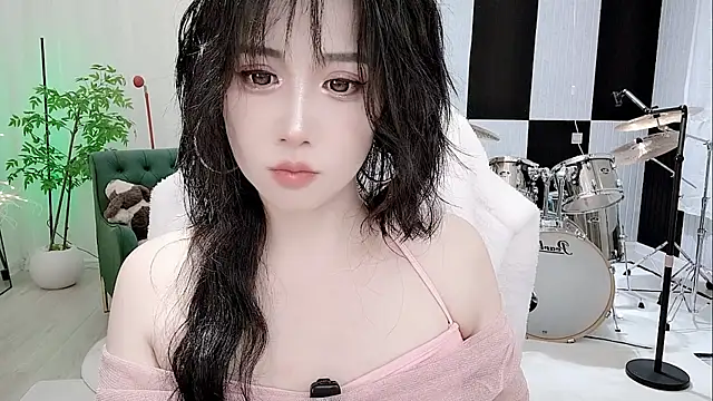 Vaness-a online show from October 7, 2025, 5:25 pm