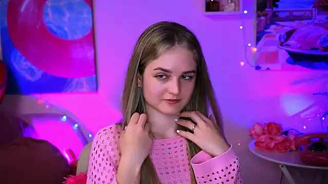 DeboraLarson online show from March 6, 2025, 1:48 am