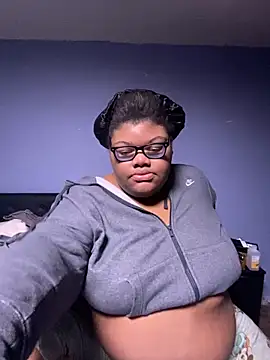 Snapshot of dondivax3 chatting on May 13, 2026, 6:31 am dondivax3 online show from May 13, 2026, 6:31 am